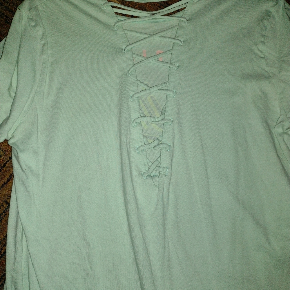 Pink tshirt - Picture 2 of 2